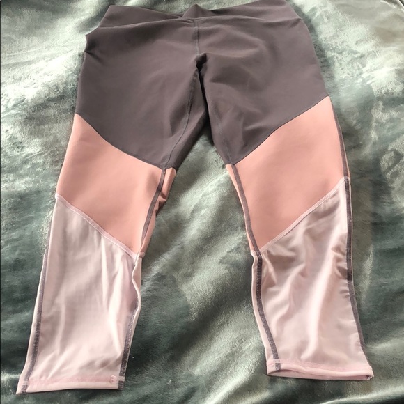 Fabletics Pants - NWOT Fabletics Powerhold Leggings